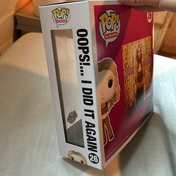 Oops, I did it again Britney Spears Funko Pop collectible - Picture 5 of 5